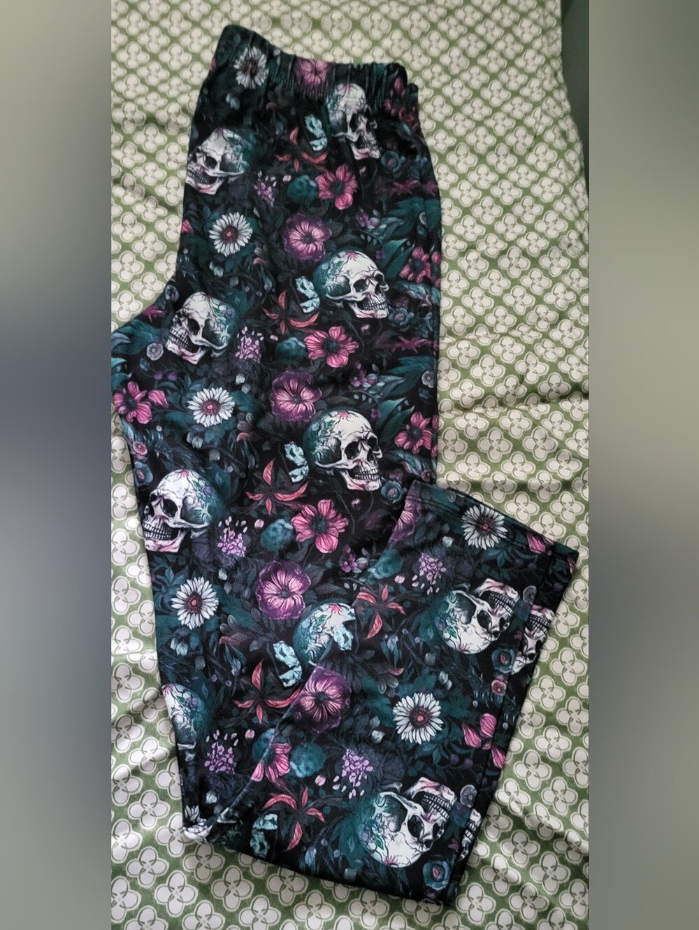 Sweetlegs Skulls One Size 6-14 Woman Size